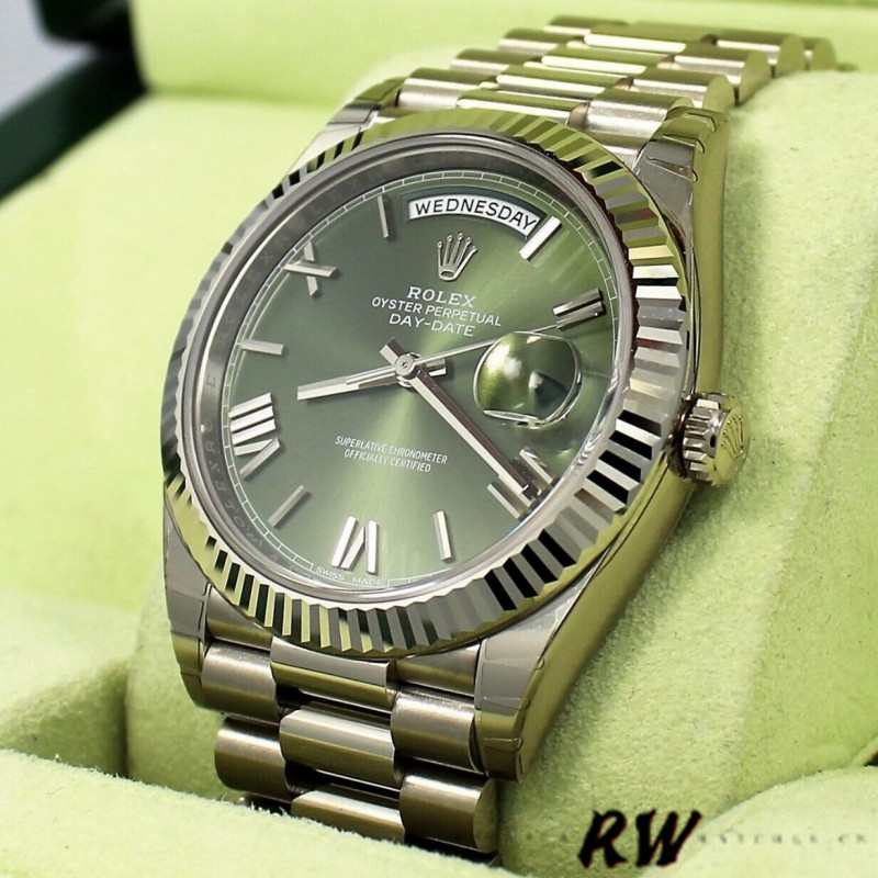 Rolex Day-Date 228239 Green Roman Dial Fluted Bezel 40mm Mens Replica Watch - Image 13