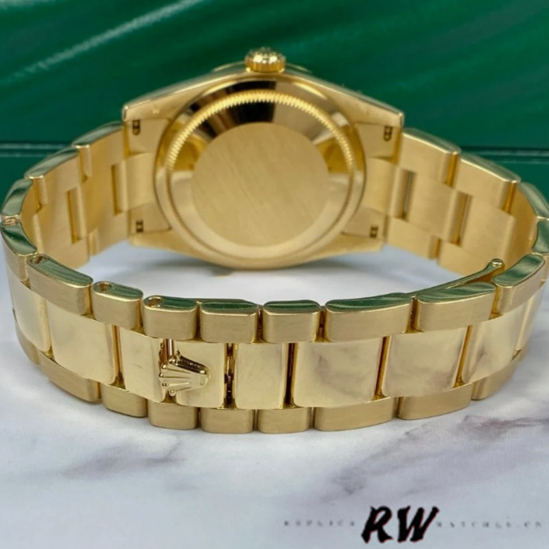 Rolex Day-Date 118238 Yellow Gold Silver dial Fluted Bezel 36mm Unisex Replica Watch - Image 6