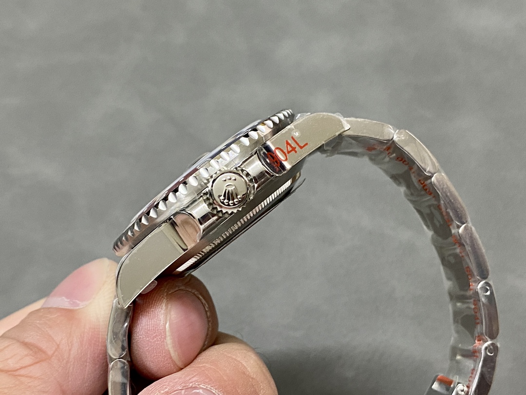 Rolex GMT-Master II 126710BLRO 0002 - Image 17