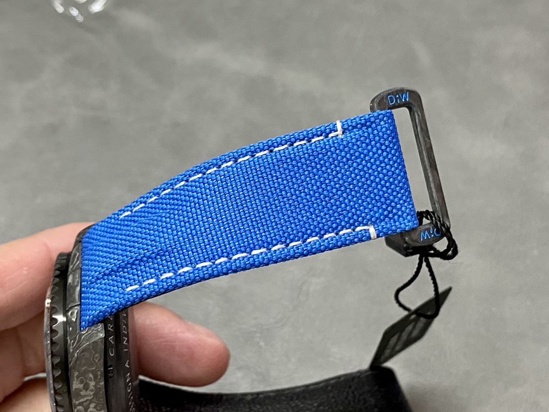 Rolex Sea Dweller Customized DiW Carbon Fiber Ocean Blue Dial - Image 11