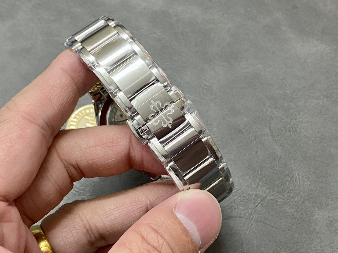 Patek Philippe Twenty~4 Automatic Steel & Black Dial 7300 1200A 010 - Image 10