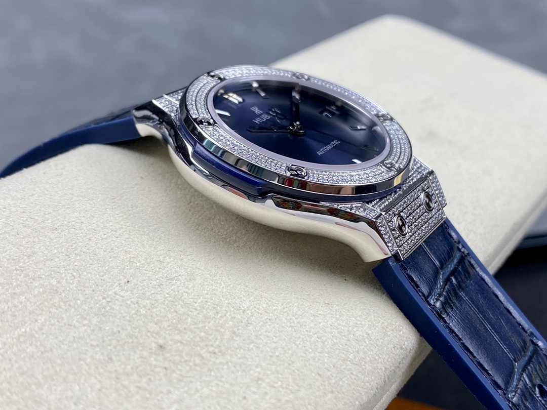 511.NX.7170.LR Hublot Classic Fusion Diamond Automatic - Image 8