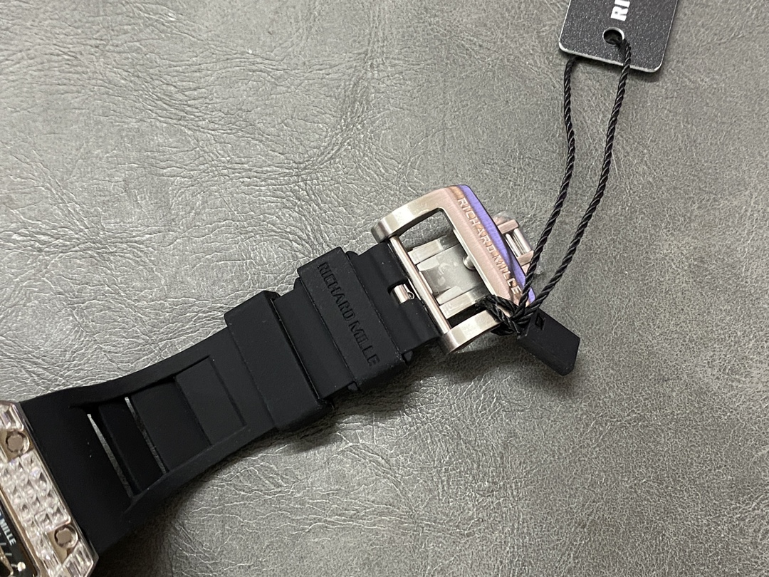 Richard Miller RM51-02 Tourbillon Diamond Twister Watch - Image 10