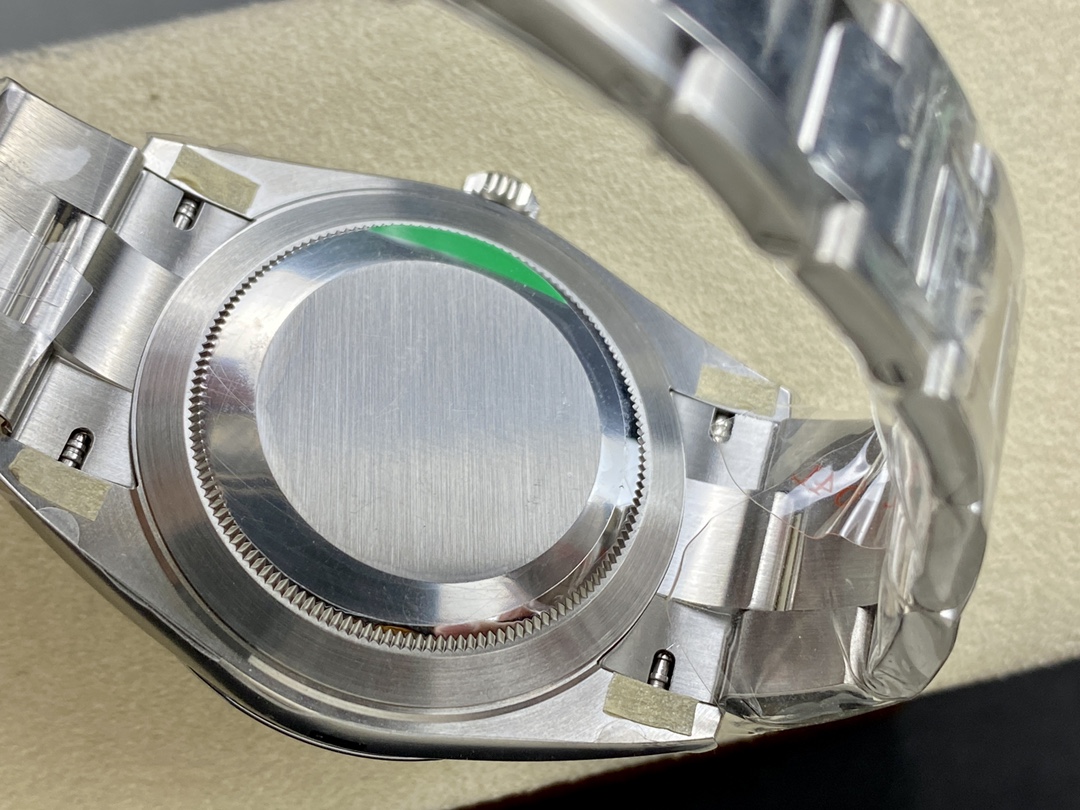 Rolex Datejust 126334 0025 Fluted Bezel Blue Roman Numeral Dial 41MM Mens Replica Watch - Image 9