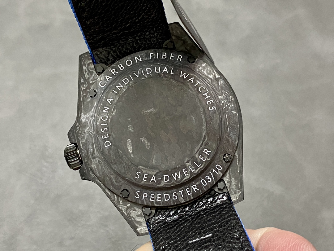 Rolex Sea Dweller Customized DiW Carbon Fiber Ocean Blue Dial - Image 9