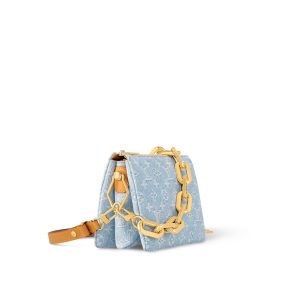 Louis Vuitton Coussin BB M11401