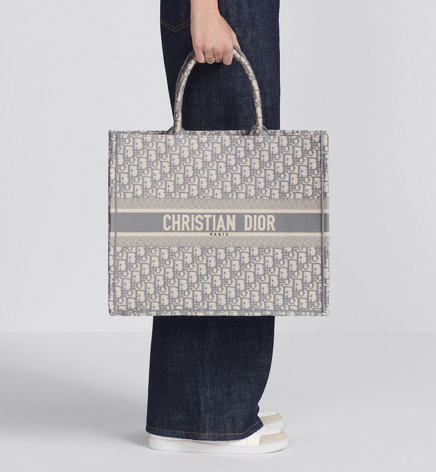Dior Large Dior Book Tote 42CM - Image 2