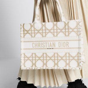 Dior Medium Dior Book Tote 36 CM