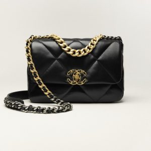 CHANEL 19 HANDBAG