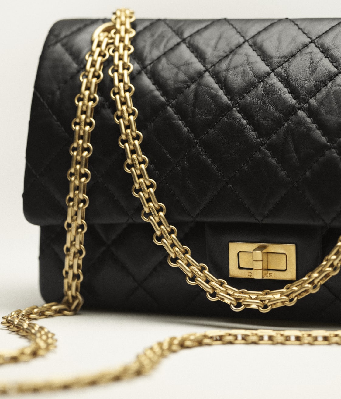 CHANEL 2.55 HANDBAG - Image 3