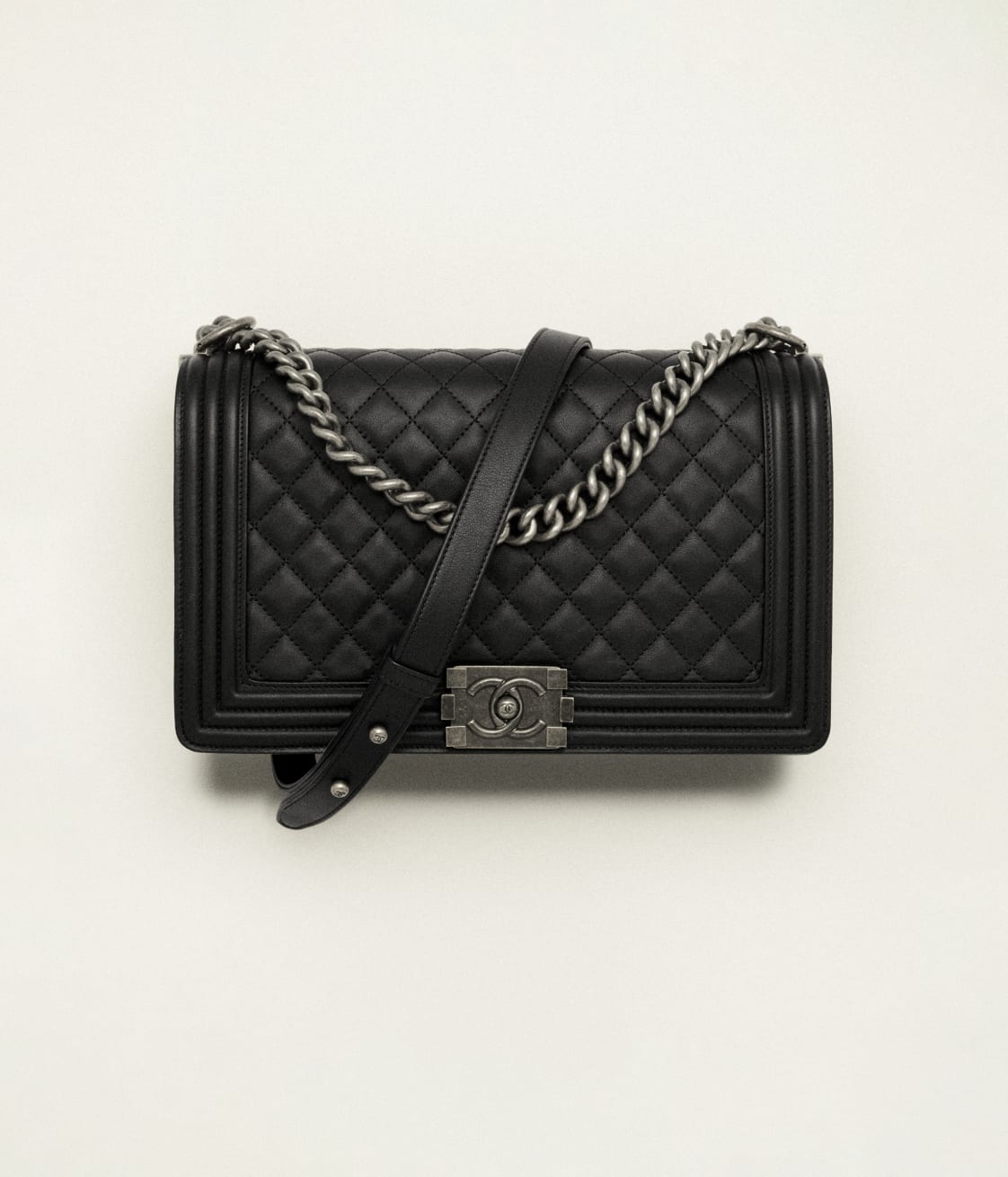 CHANEL LARGE BOY CHANEL HANDBAG - Image 4