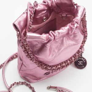 CHANEL 22 MINI HANDBAG