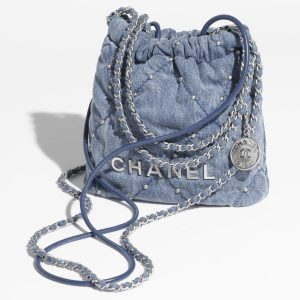 CHANEL 22 MINI HANDBAG
