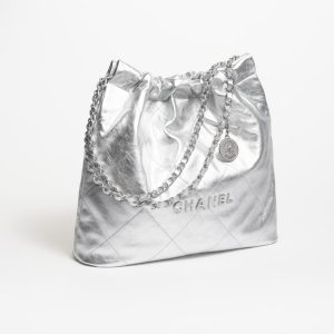 CHANEL 22 HANDBAG