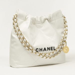 CHANEL 22 SMALL HANDBAG