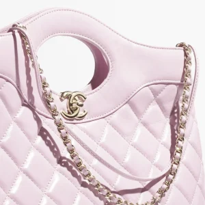 CHANEL SHOPPING BAG