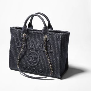 CHANEL SHOPPING BAG