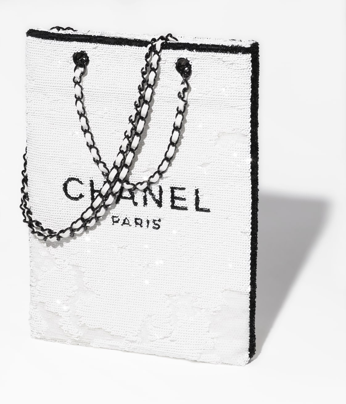 CHANEL SHOPPING BAG