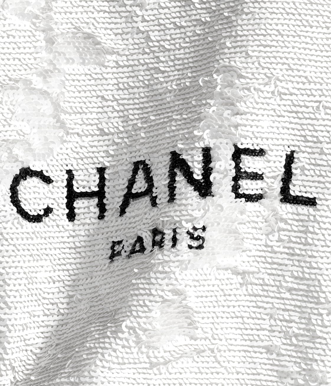 CHANEL SHOPPING BAG - Image 2