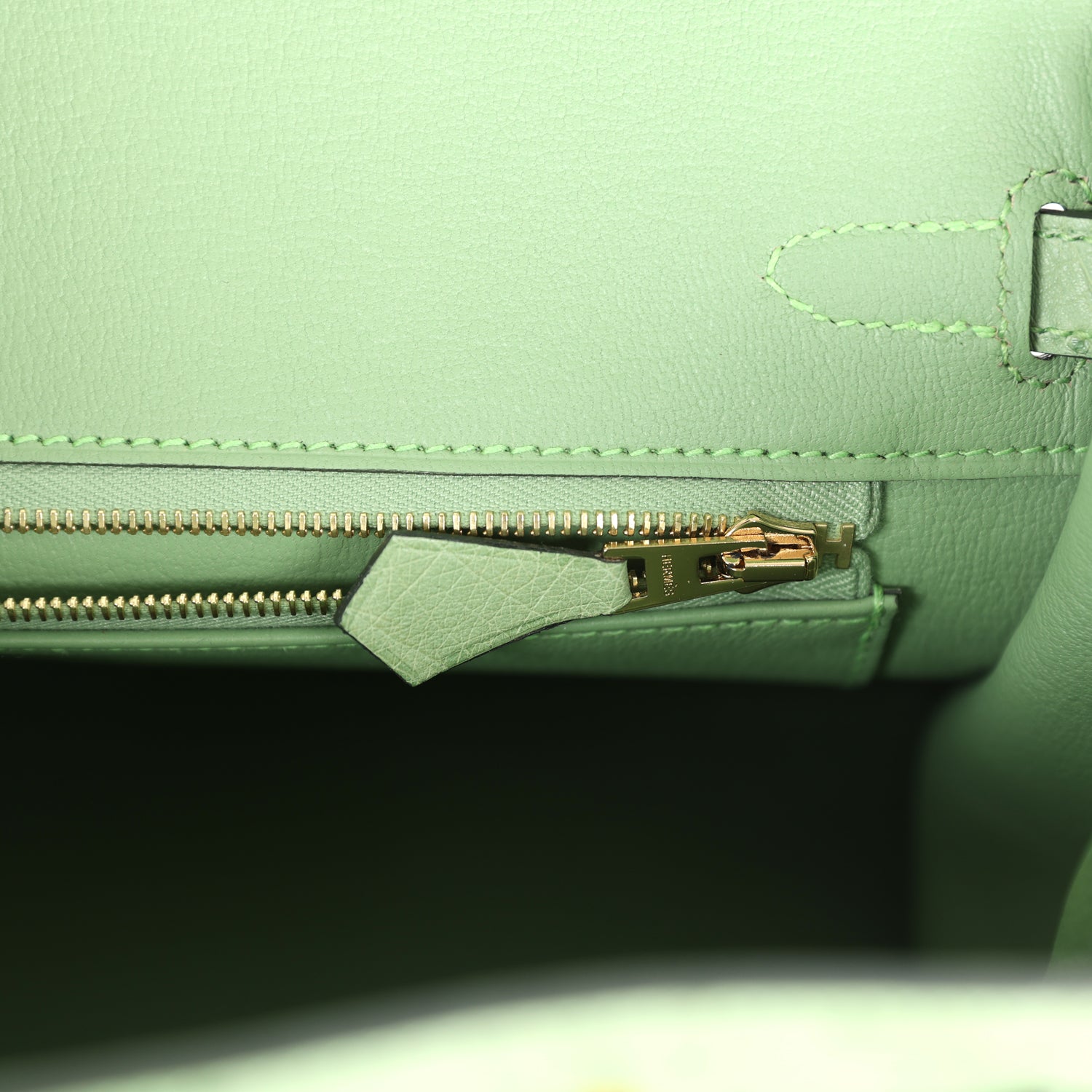 Hermes Birkin 25 Vert Criquet Ostrich Gold Hardware - Image 4