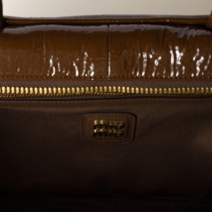 Beau naplak patent leather bag