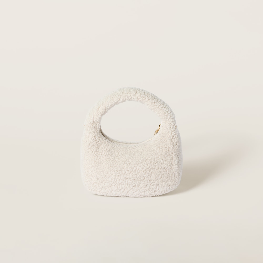 Wander shearling hobo bag - Image 7