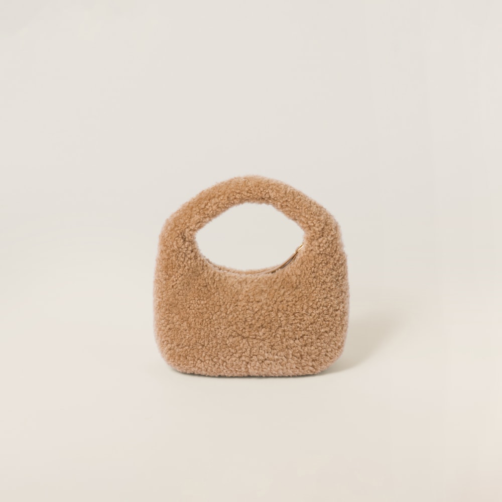 Wander shearling hobo bag - Image 5