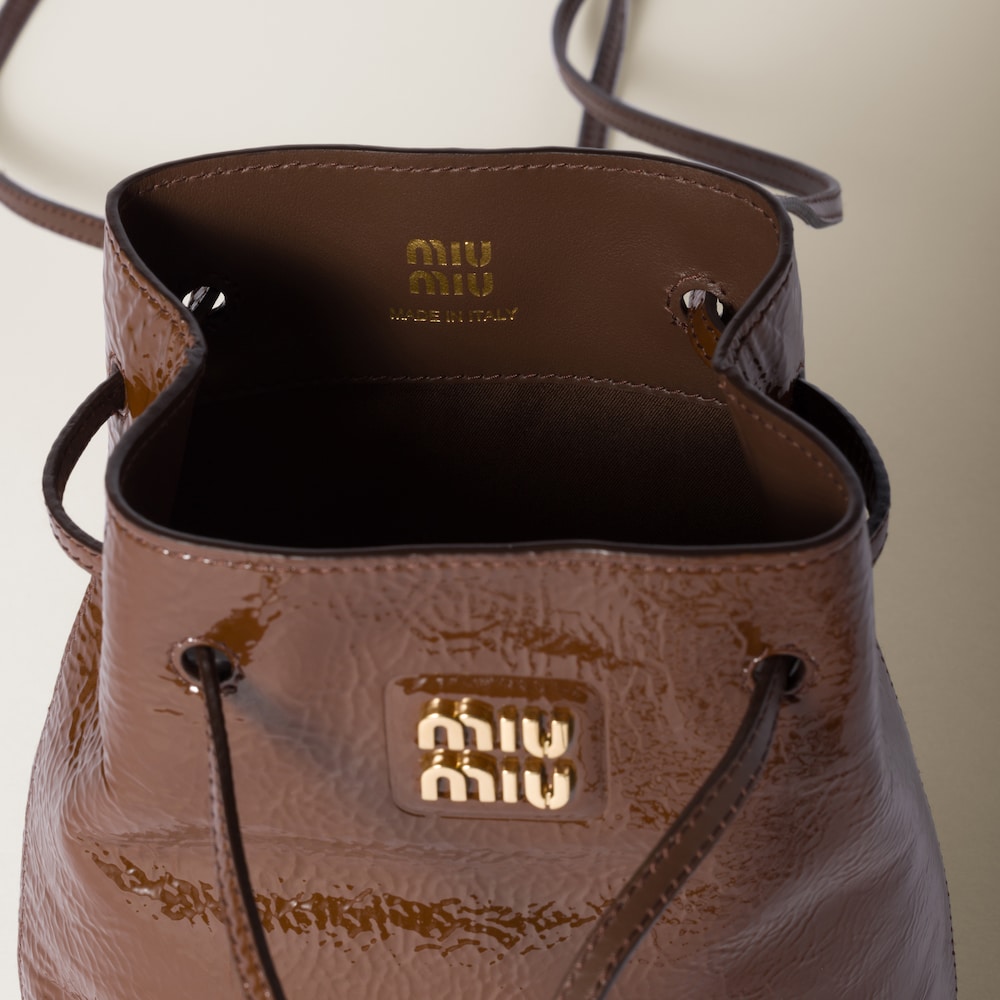 Naplak patent leather pouch