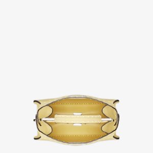 Peekaboo ISeeU Small With 556 Hand-Sewn Topstitches