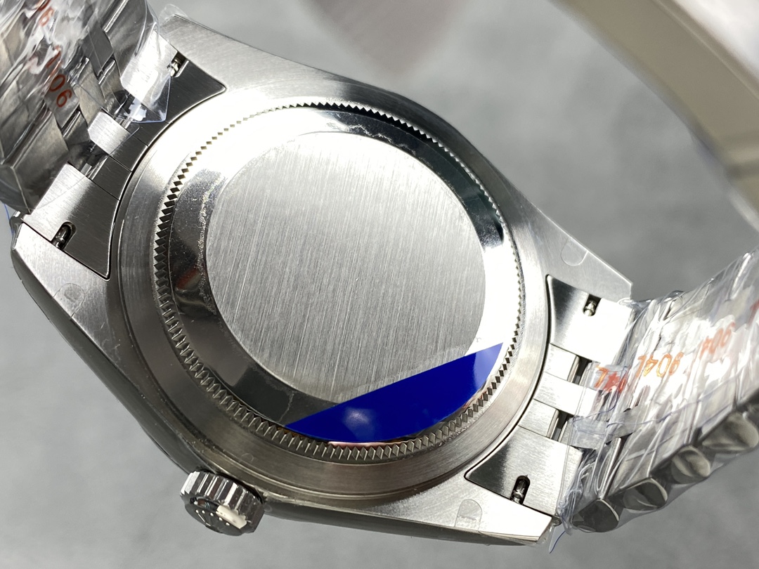 Rolex Sky-Dweller 42 m336934 0006 Fluted Bezel Blue Dial Replica Watch - Image 9