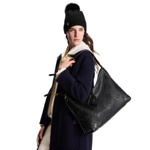 Louis Vuitton CarryAll MM M46289