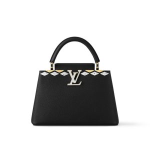 Louis Vuitton Capucines MM M12135