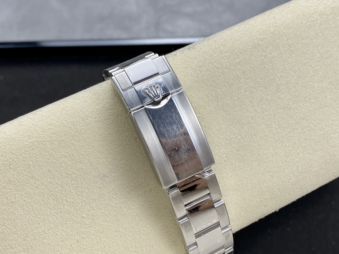 Rolex GMT Master II 126710BLRO Black Dial Diamond Case 40MM Men's Watch - Image 11