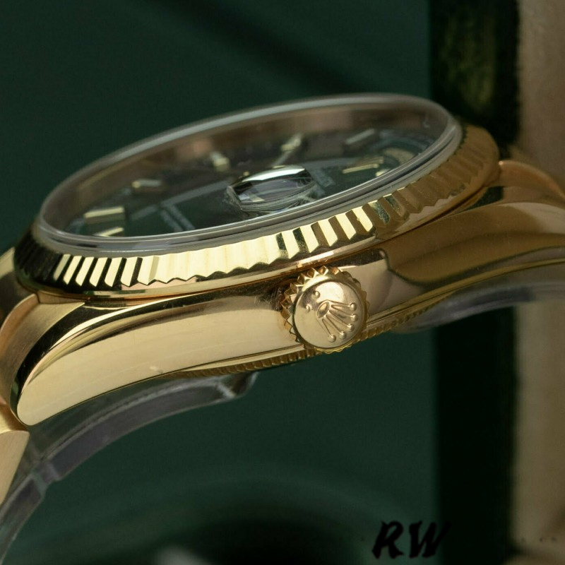 Rolex Day-Date 118238 Yellow Gold Fluted Bezel Green Dial 36mm Unisex Replica Watch - Image 4
