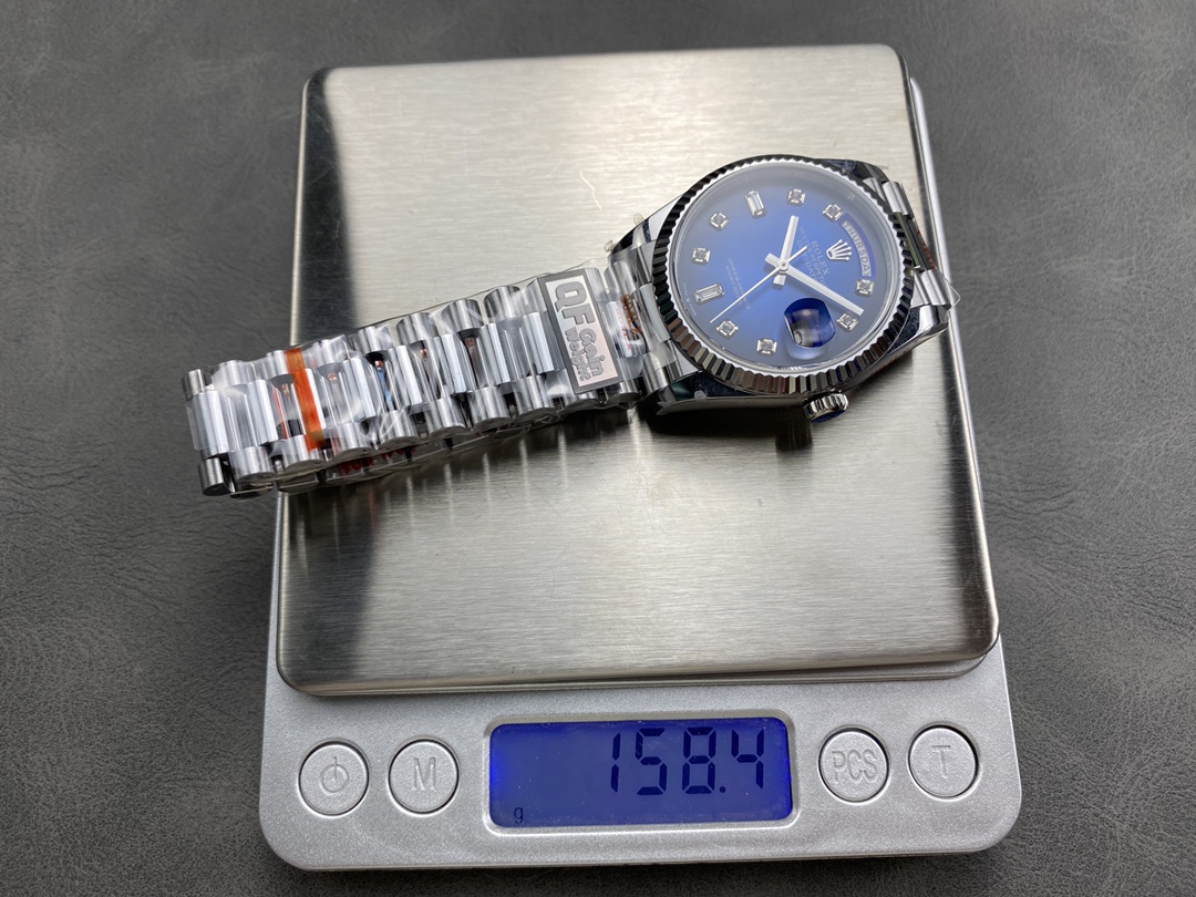 Rolex Day-Date 128239 Blue Ombre Diamond Dial 36MM Unisex Replica Watch - Image 11