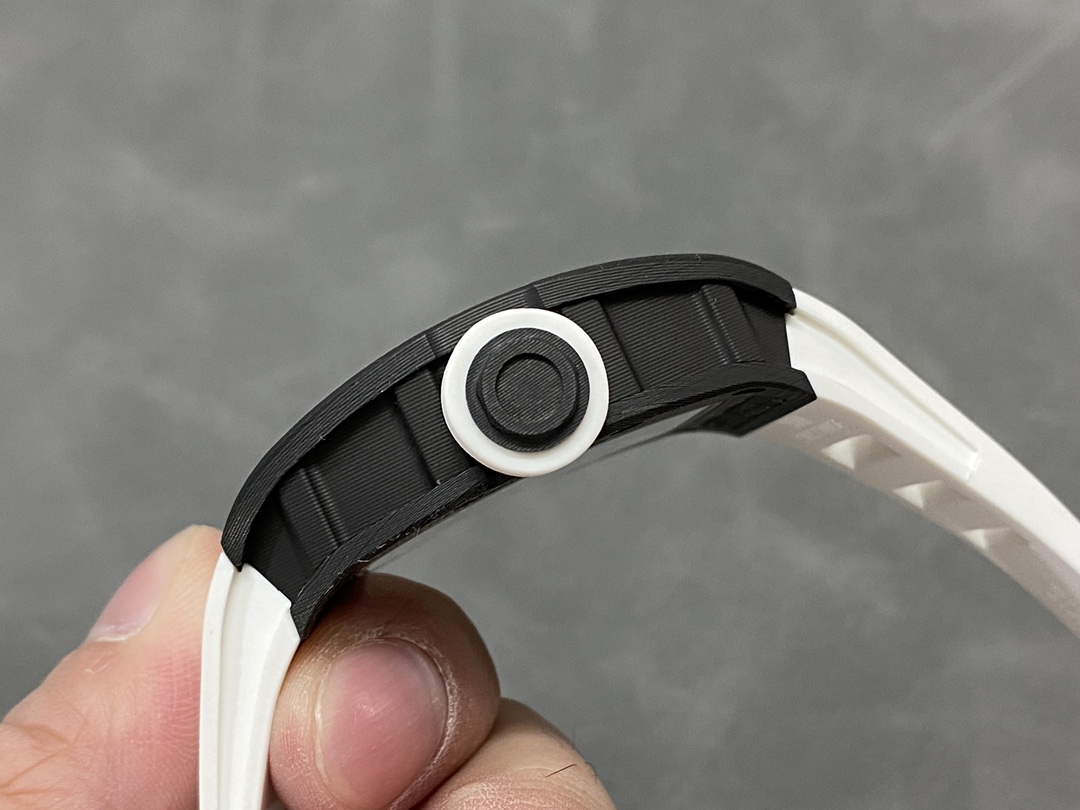 Richard Miller RM055 NTPT Carbon Fiber Black - Image 17