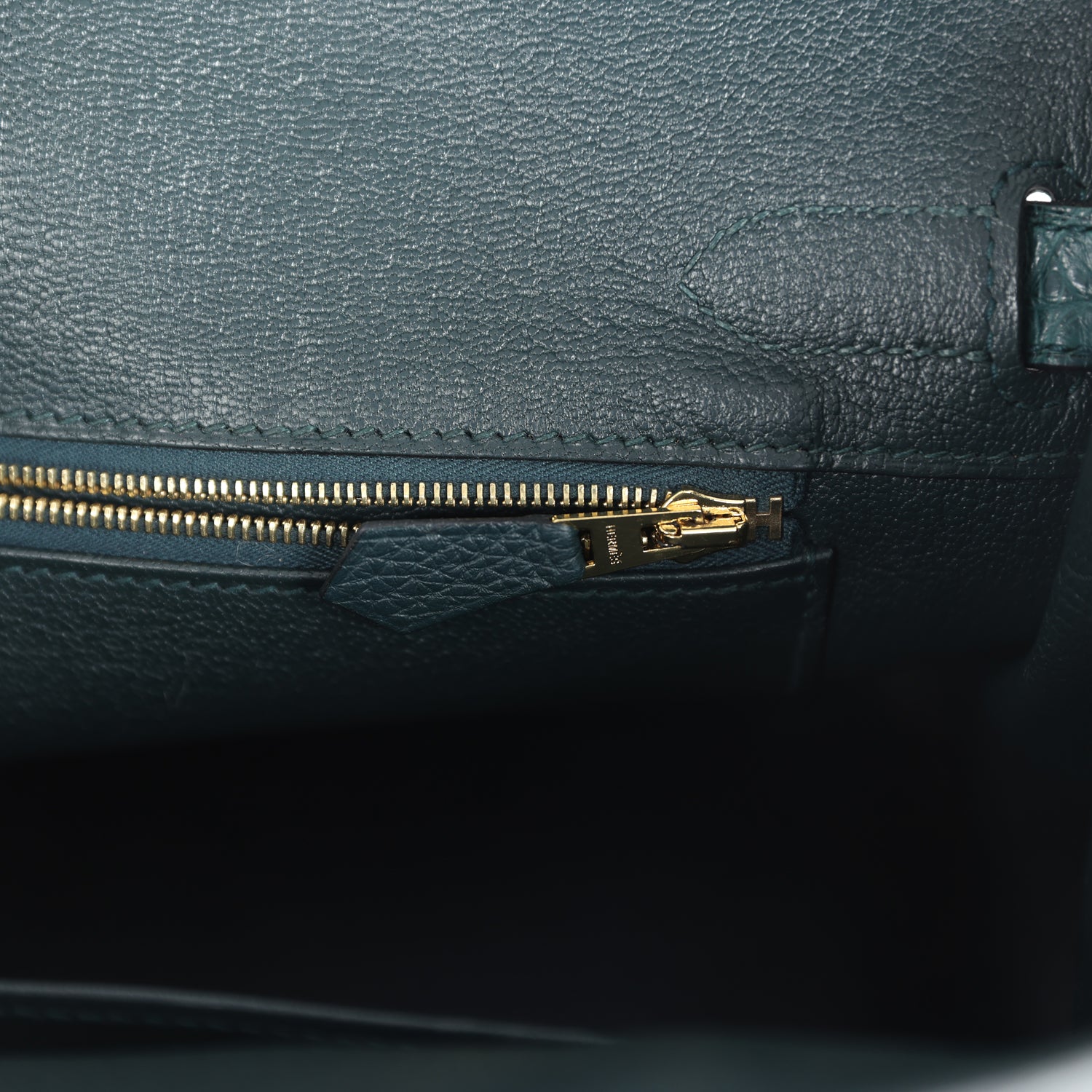 Hermes Birkin 30 Vert Cypress Togo and Matte Alligator Touch Gold Hardware - Image 5