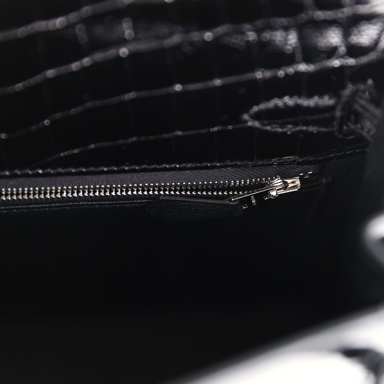 Hermes Kelly Sellier 25 Black Shiny Niloticus Crocodile Palladium Hardware - Image 6