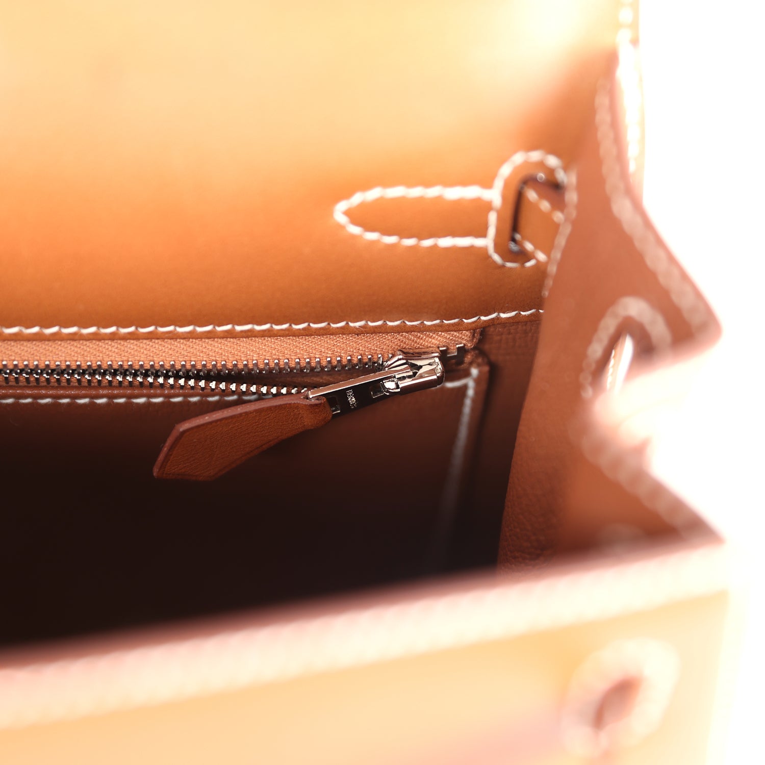 Hermes Kelly Sellier 25 Fauve Barenia Palladium Hardware - Image 5