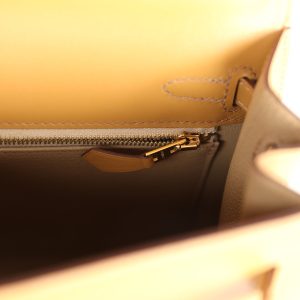 Hermes Kelly Sellier 25 Poussiere Tadelakt Gold Hardware